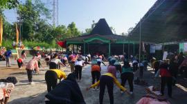 Senam Sehat Meriahkan Tradisi Bersih Desa di Kalurahan Pengkol